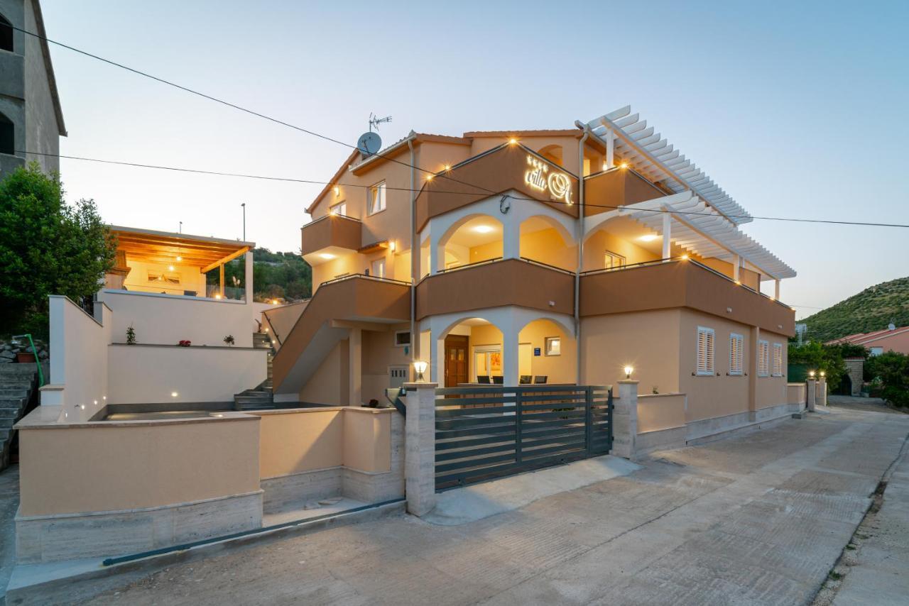 Villa A Марина Экстерьер фото