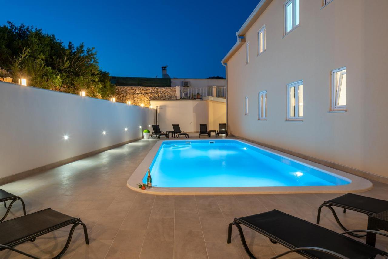 Villa A Марина Экстерьер фото
